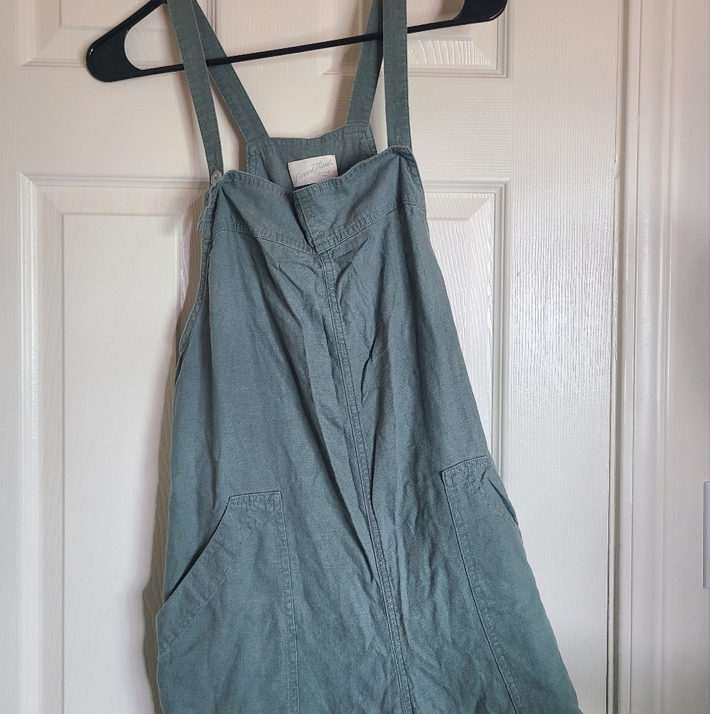 Green Universal Thread Jumper